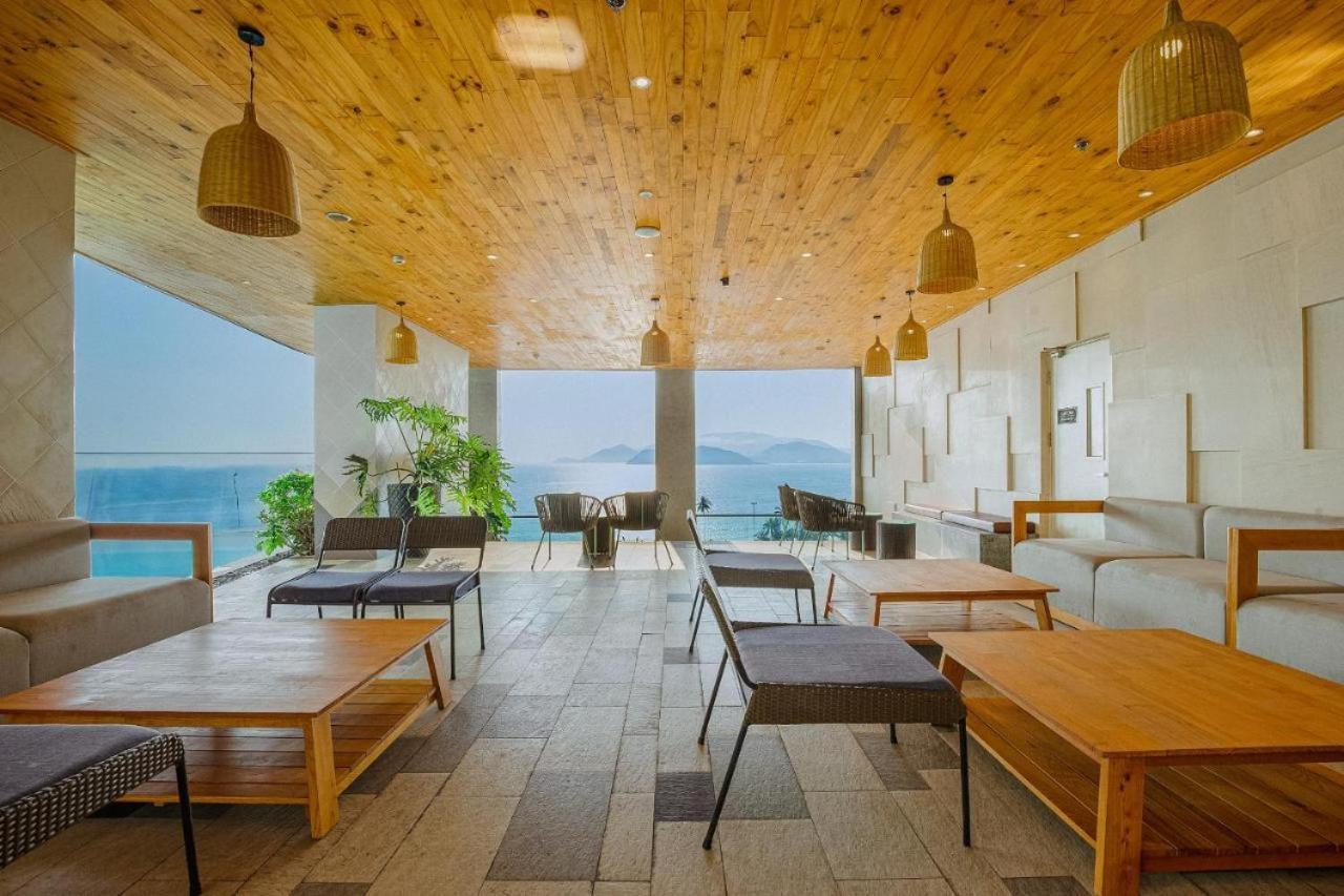 Panorama Sky Blue Nha Trang Aparthotel ภายนอก รูปภาพ