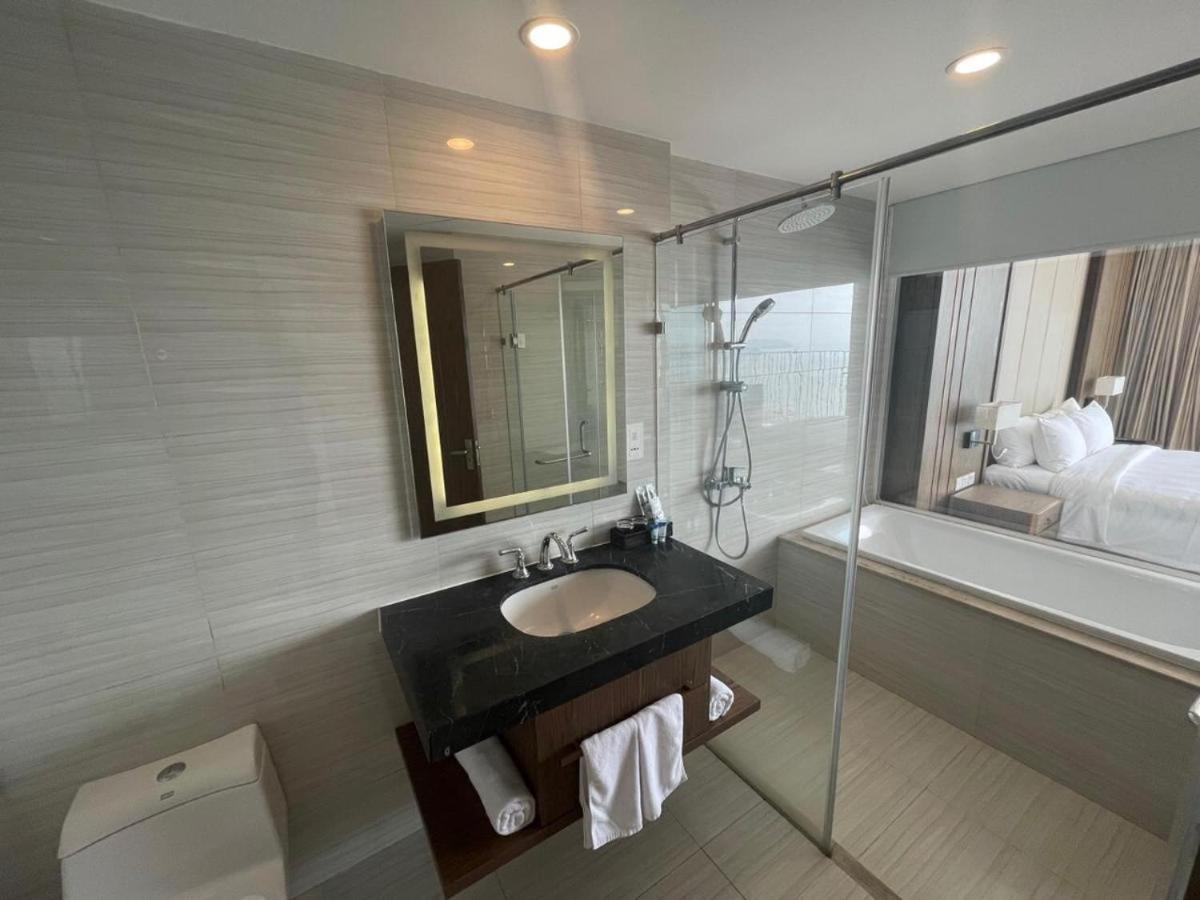 Panorama Sky Blue Nha Trang Aparthotel ภายนอก รูปภาพ