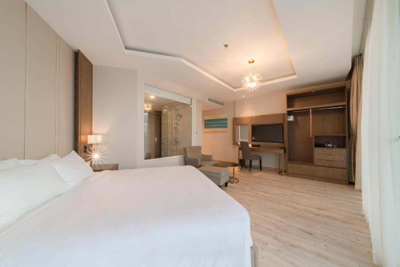 Panorama Sky Blue Nha Trang Aparthotel ภายนอก รูปภาพ