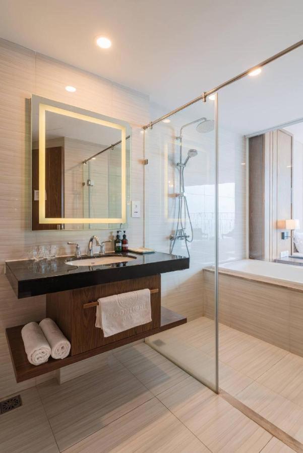 Panorama Sky Blue Nha Trang Aparthotel ภายนอก รูปภาพ