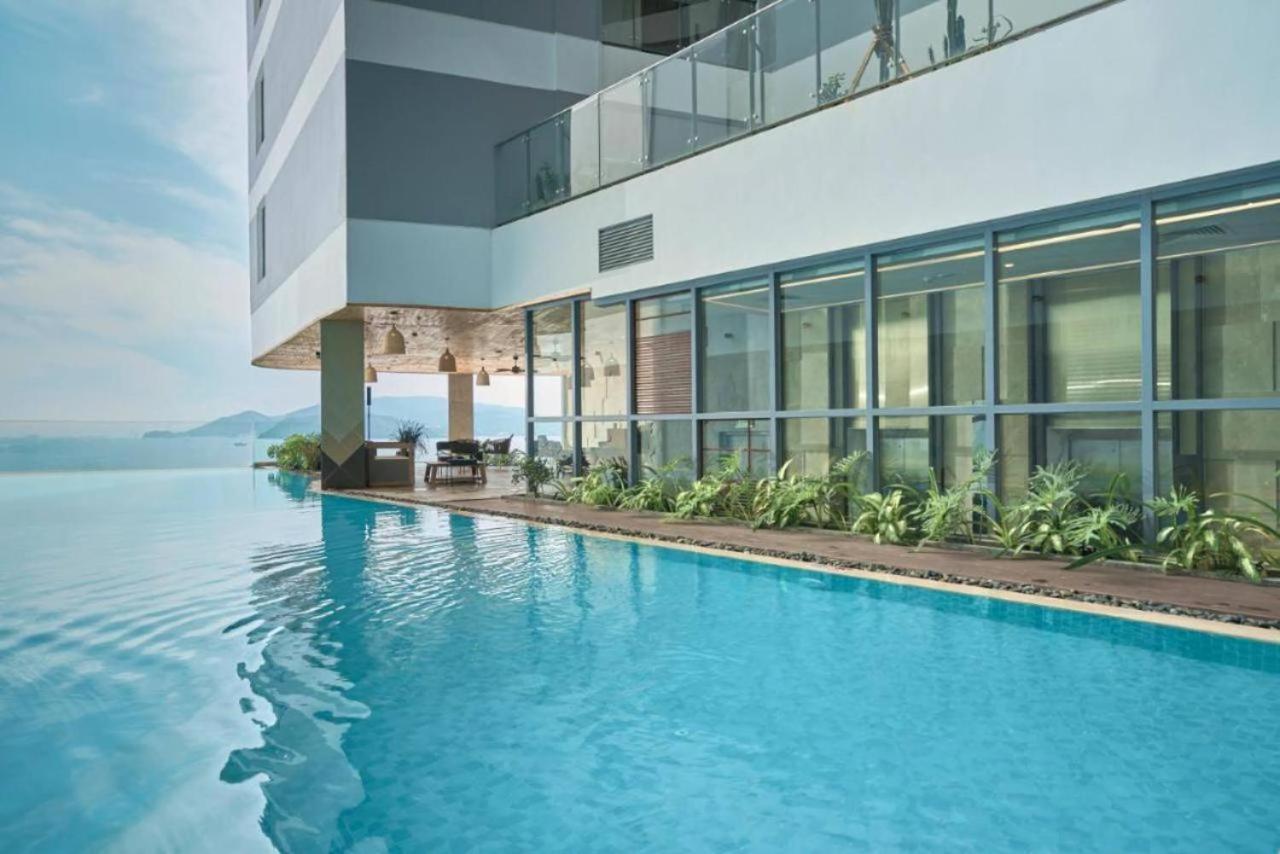 Panorama Sky Blue Nha Trang Aparthotel ภายนอก รูปภาพ